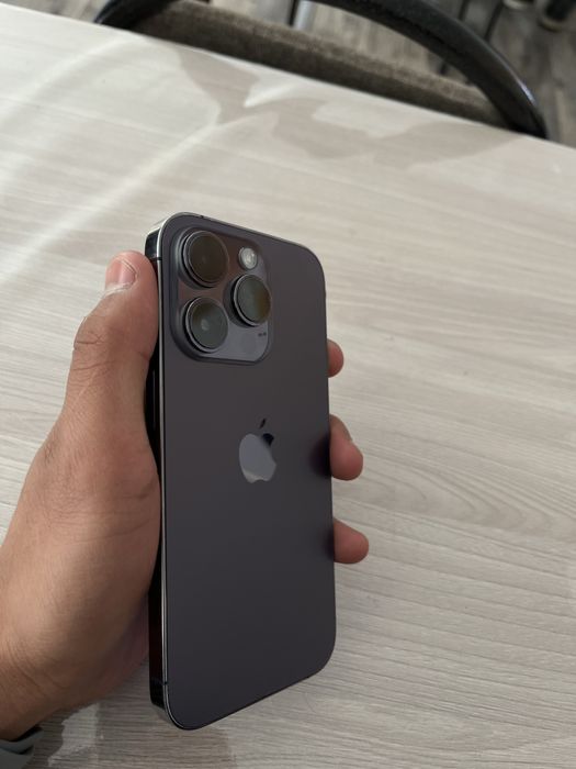 iPhone 14 Pro в хорошем состоянии