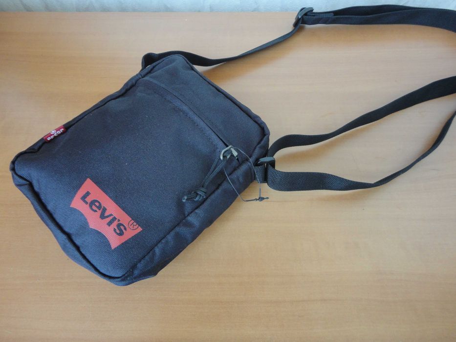 Levi's и Converse/мъжки чанти