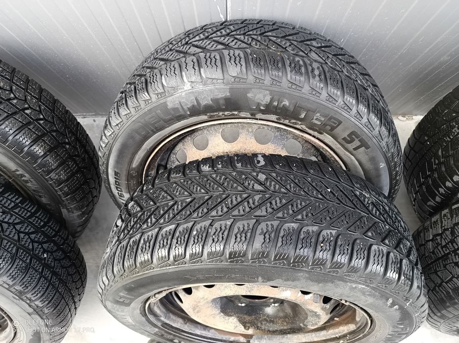 Гуми- 4 зимни 15ки, 4 летни 15ки и 2 зимни 14 ми ки