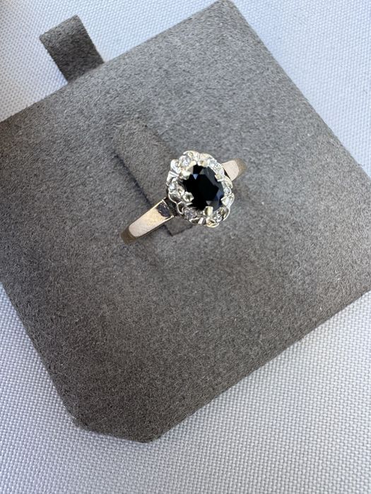 Inel aur 9 k, safir si diamante