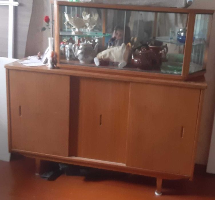 Продам комоды деревянные