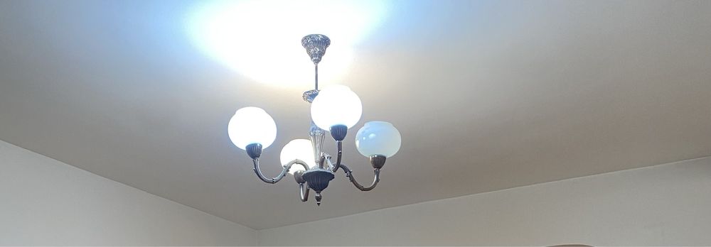 Люстры продаю в хорошем состоянии