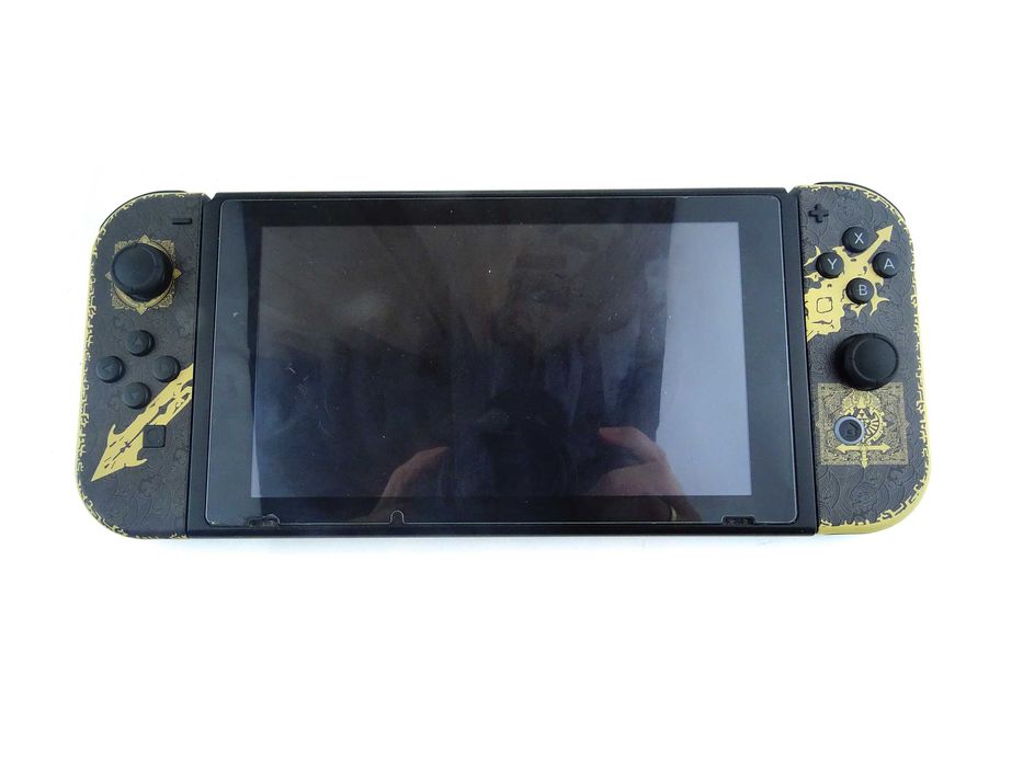 Продавам Работещ Nintendo Switch