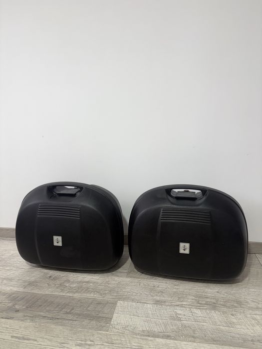 Genți laterale / bagaje dedicate Kawasaki - suzuki Pret fix !!