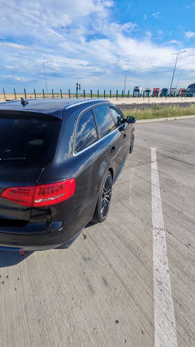 Vând Audi A4 b8  2.0tdi 197 cai