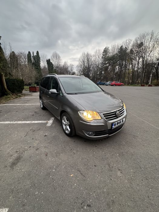 - Vw Touran - model 2008 - 2.0 TDI -Cutie DSG automata-stare excelenta