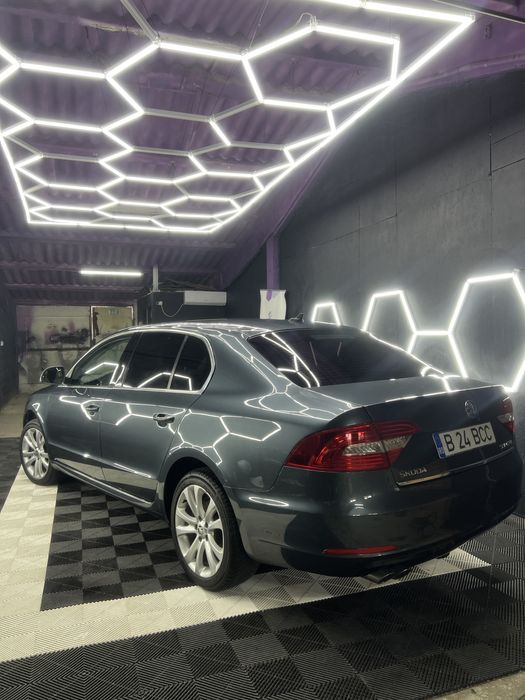 SKODA Superb 2015 — imagine 4