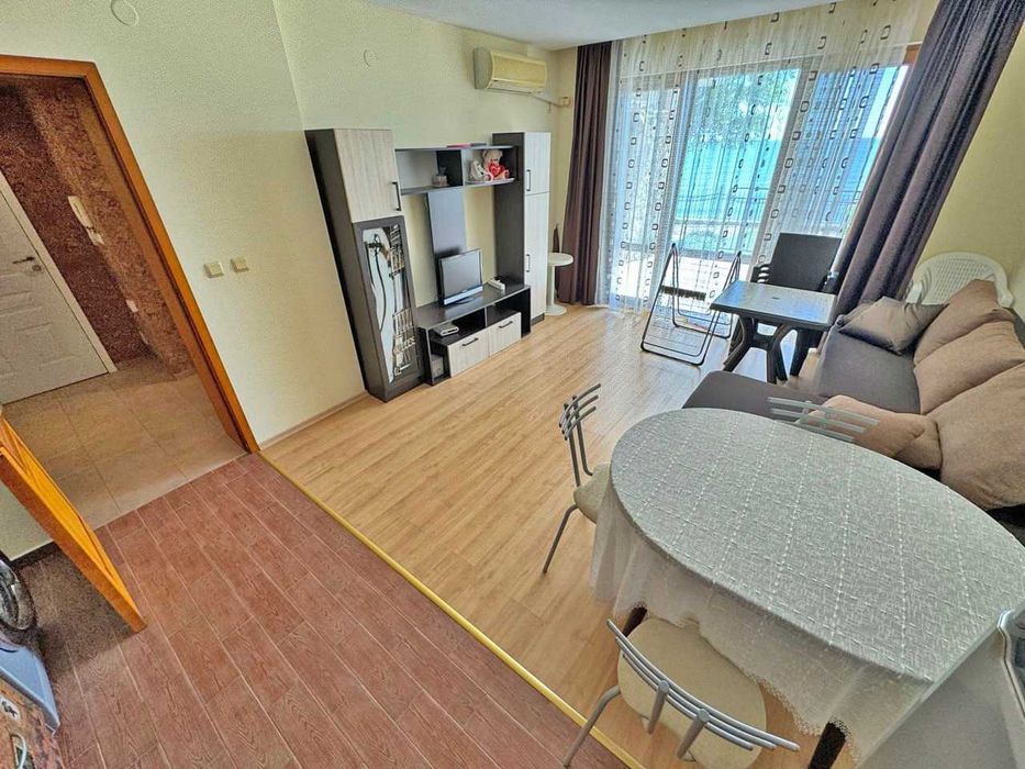 Продава се Двустаен апартамент в к.к. Елените - 66 кв.м за 1410 €/кв.м - Снимка #1