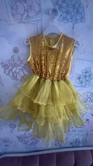 Платья на девочку