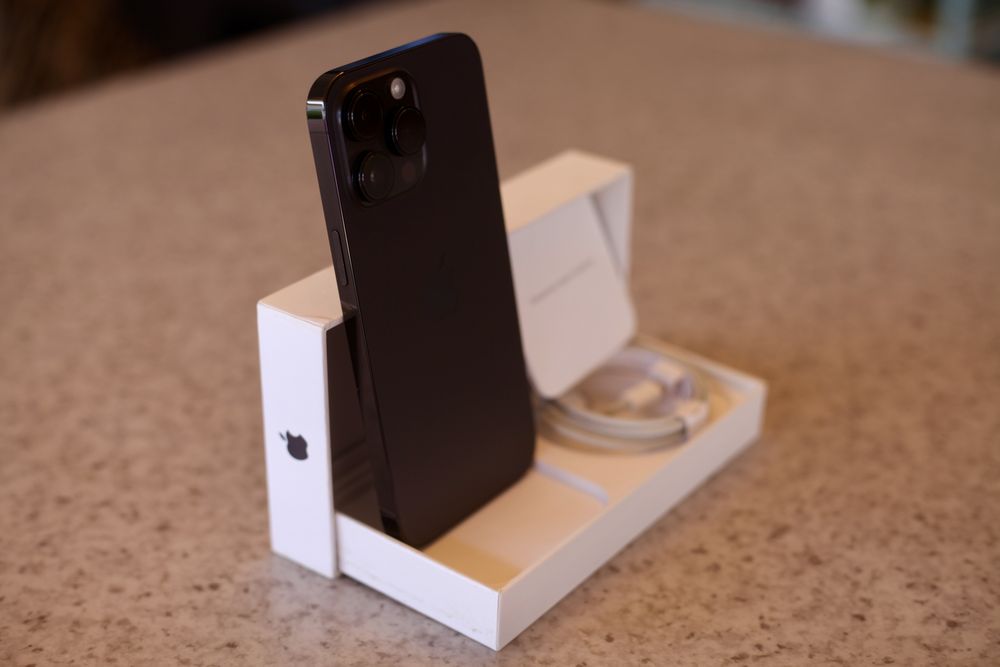 Продам iPhone 14 ProMax, Space Black, 256gb.