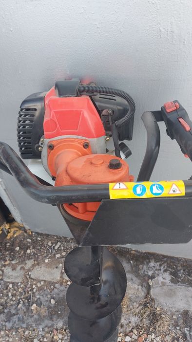 Бензобур 80.000 новый