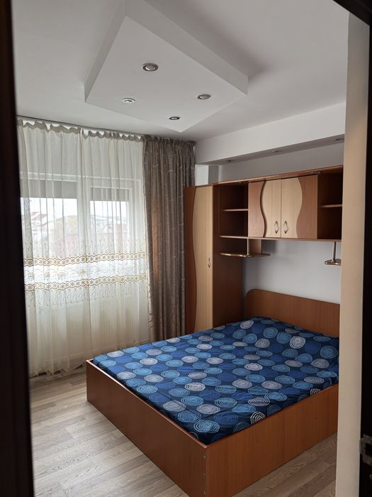 Inchiriez apartament 2 camere decomandat, mobilat si utilat