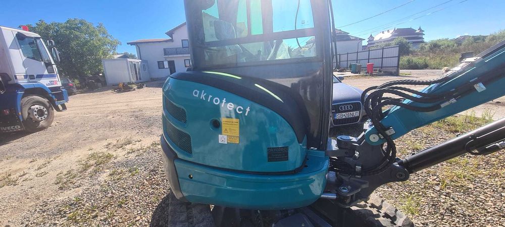 Miniexcavator  - 3,6T Nou - Import Germania