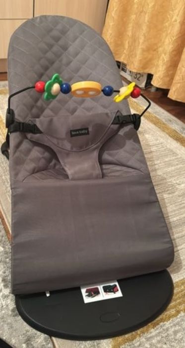 Детский шезлонг.