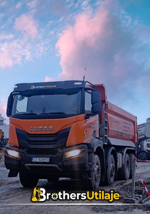 Închirieri Utilaje construcții și Camioane 8x4