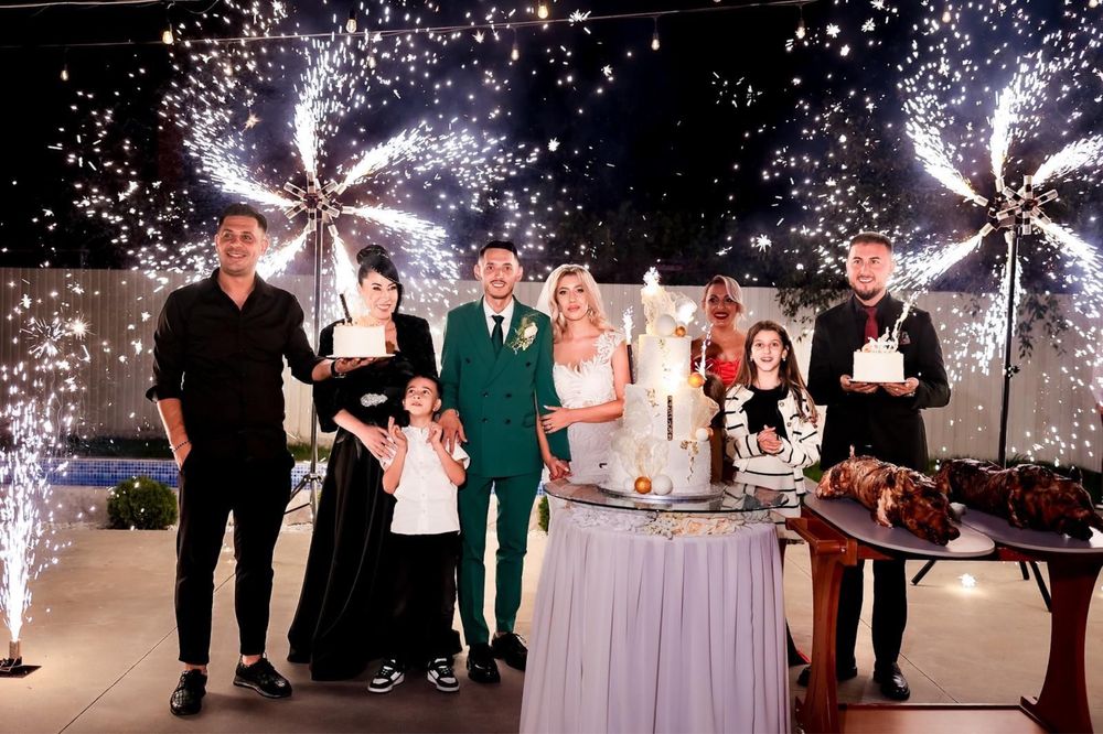 Artificii exterior / Oglinda Magică