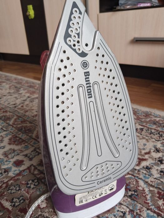 утюг Eurostek EEI-2603.