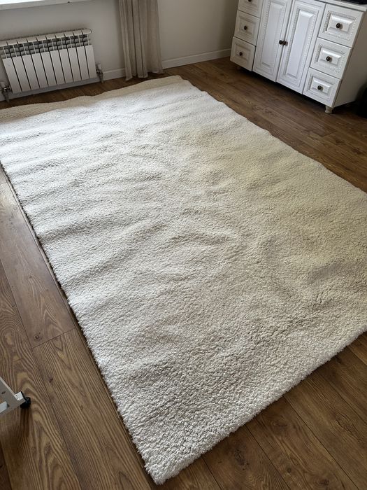 Продам белый ковер (турция)