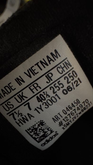 Adidas 4fwdd .Чисто нови слагани 5 пъти .Няма протрито и износено по тях
