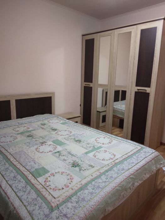 Vând apartament cu două camere