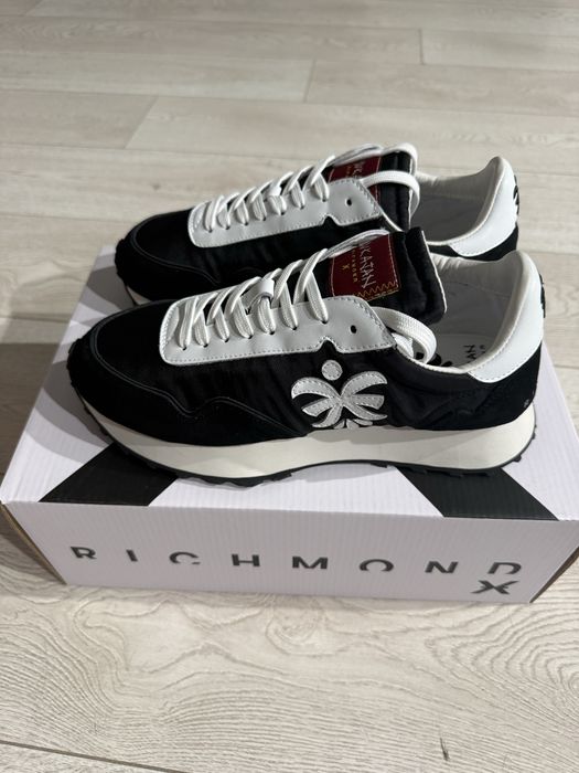 John richmond x black