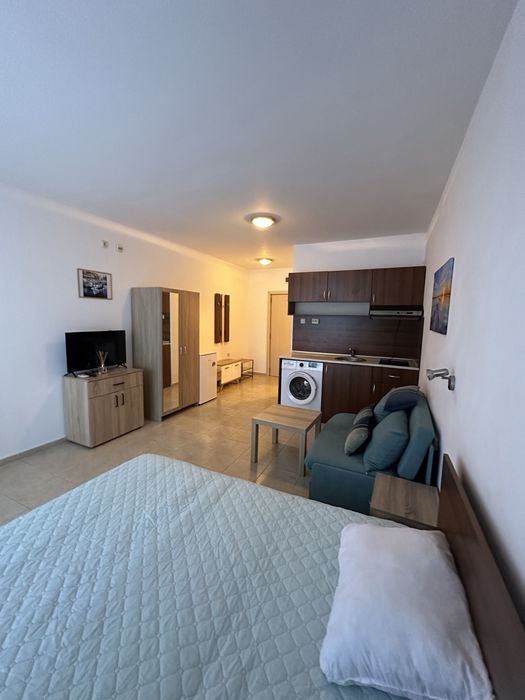 Едностаен - Слънчев бряг, център