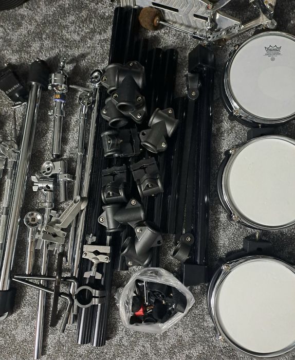 Componente tobe electronice si acustice Roland,Yamaha,Gibraltar,Dixon,Alesis,Millenium,impecabile !