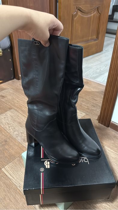 Продам новую обувь