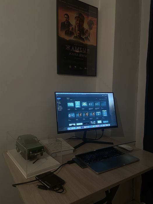 Продам рамка для постера