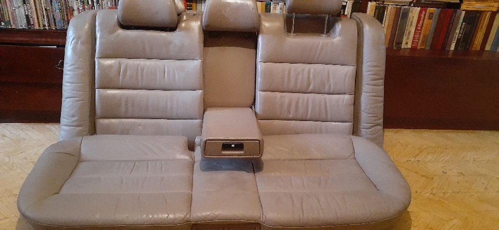 Продаю сиденья ауди а6c5