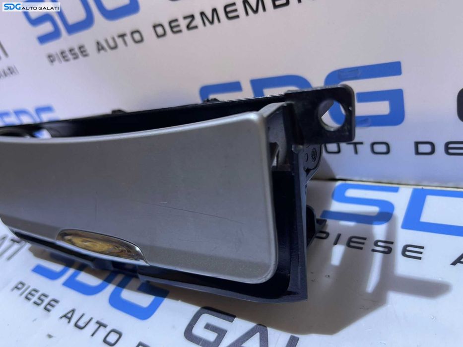 Capac Scrumiera Completa cu Bricheta Ford Galaxy 2000 - 2007 Cod 8M21-U04788-AB