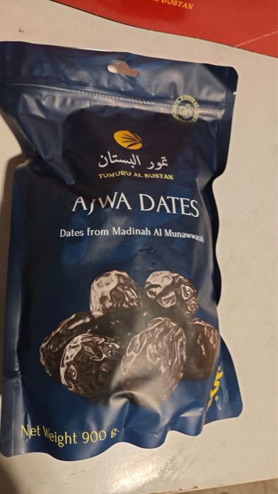 Финики и финики в шоколаде