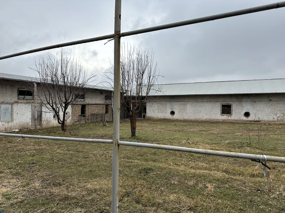 Ер Сотилади 16 сотих бўлиб хам сотилади