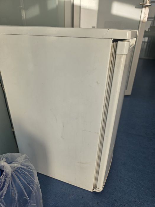 Холодильник Бирюса