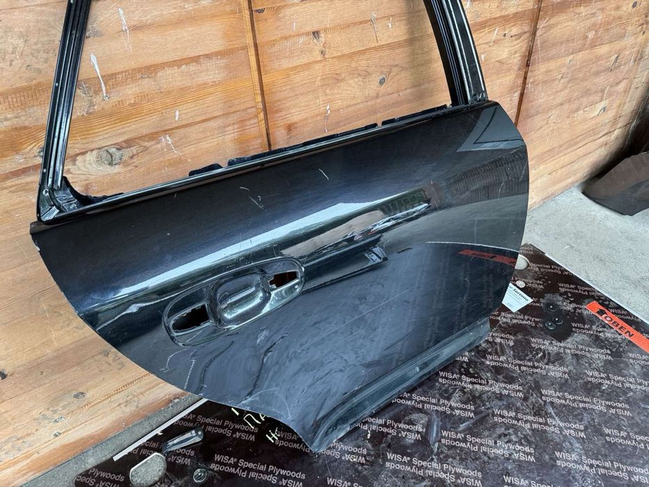 Врата за Тойота Авенсис/Toyota Avensis