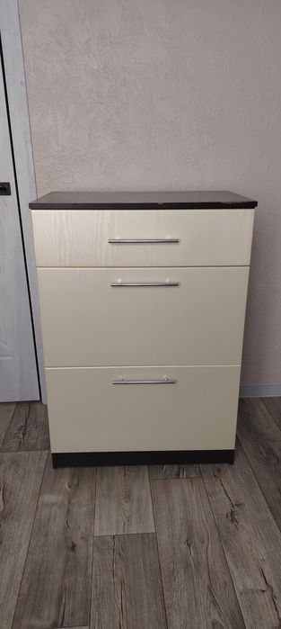 Тумба под обувь в прихожую