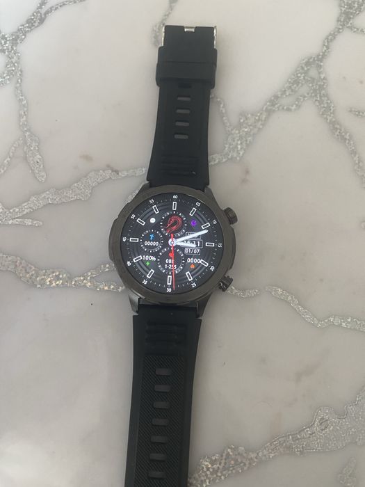 Продам смарт часы hoco