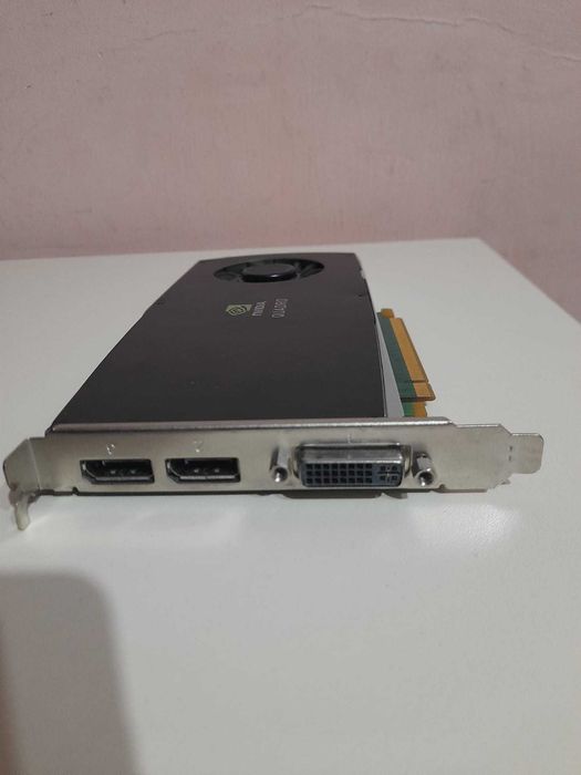 Placa video NVIDIA Quadro FX 3800, 1GB GDDR3, 256-bit  120 lei