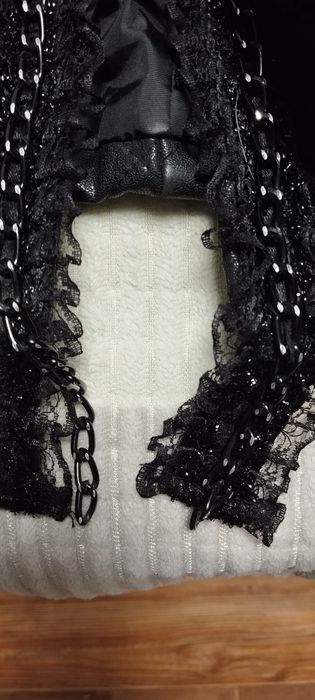 Куртка кожаная за 8000