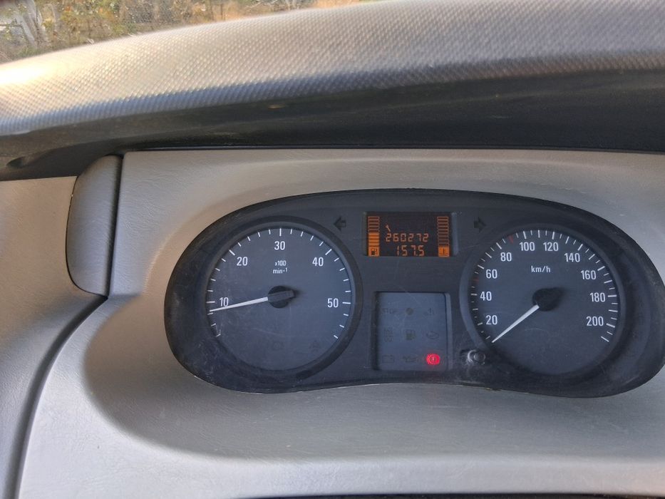 Vând Opel Vivaro