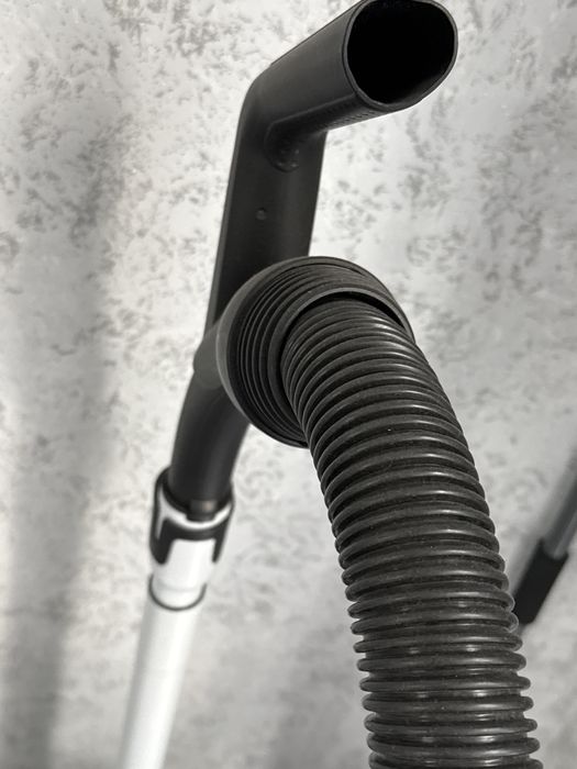 Пылесос Bosch Serie 8