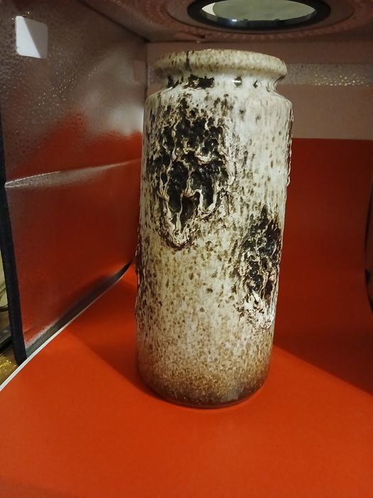 Vaza din ceramica,vintage,realizata cu tehnica Fat Lava