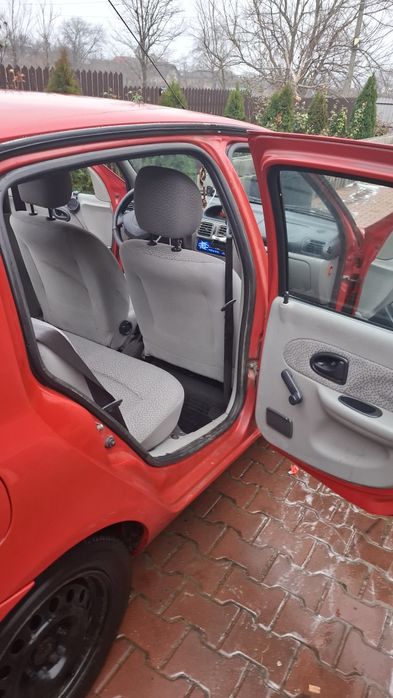 Vând Renault Simbol an 2007 motir 1,5