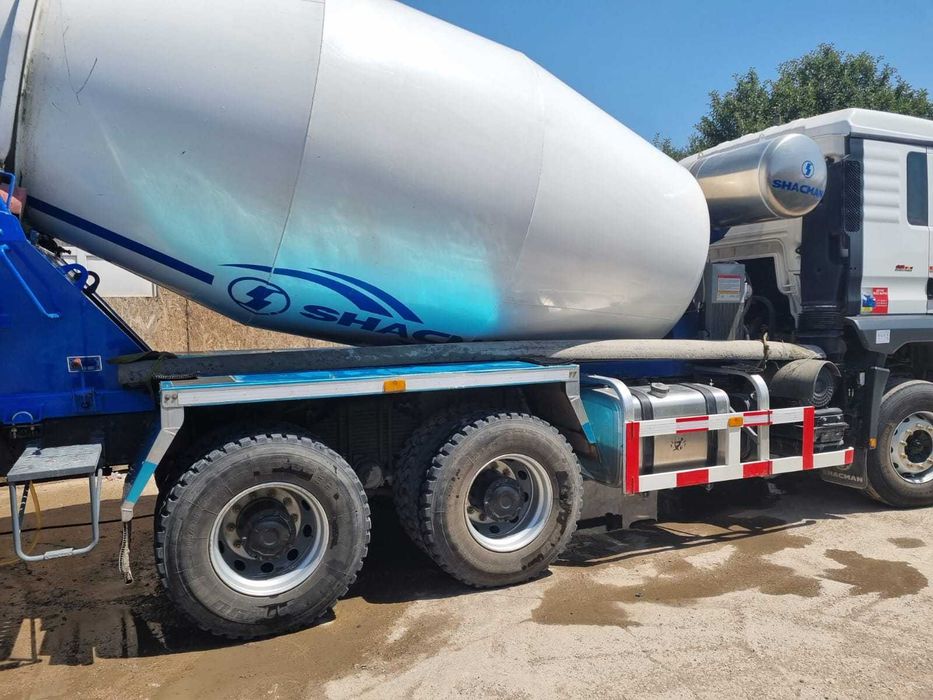 Продам автобетоносмеситель Shacman 2022 г