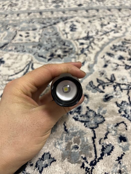 Продаю фонарь Blukar