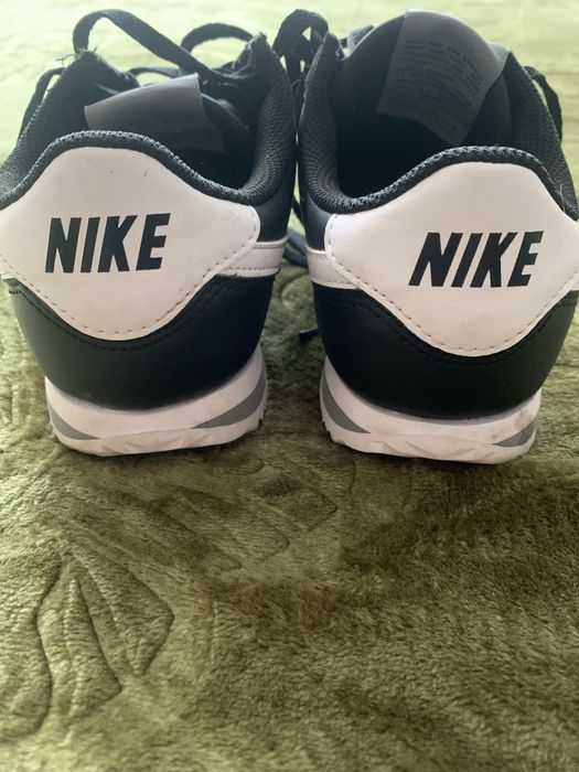 Vand adidasi nike originali