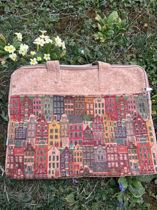 Чанта за лаптоп от Еко коркова кожа