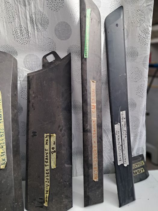 Лаисна Ford Transit Costom 2015/23г