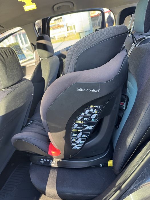 Scaun auto bebe confort ca si Nou de la 9 luni pana la 4 ani 9-18 kg
