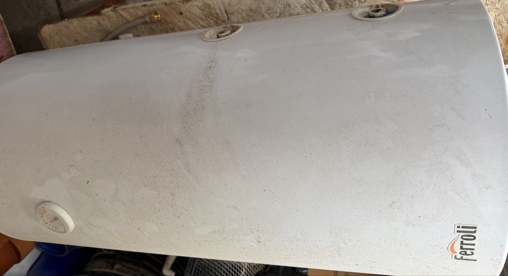 Pachet cazan fonta Ferolli 24 kw + boiler termoelectric 100L + pompa recirculare Grundfus + sursa